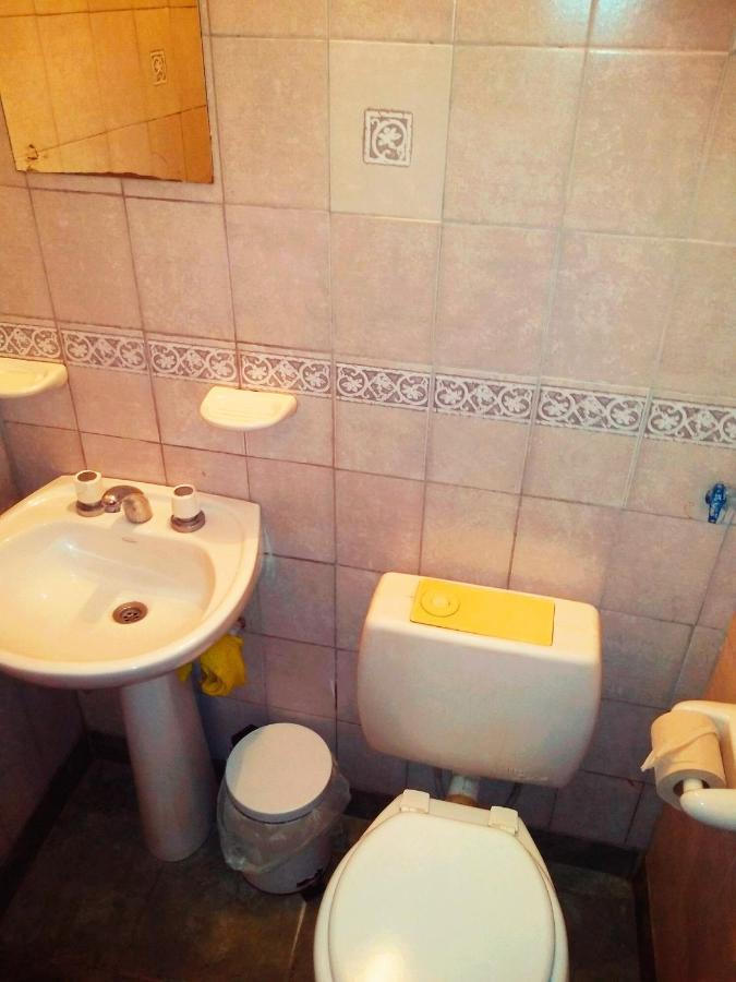 Hospedaje Ale Iruya Ngoại thất bức ảnh